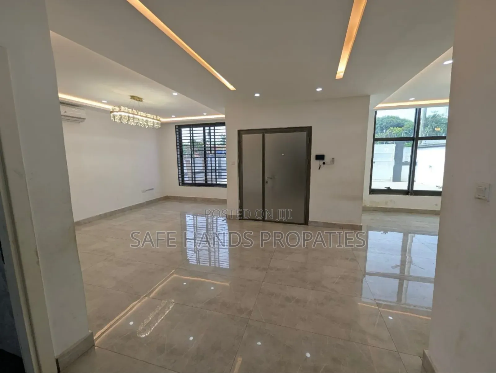 3bdrm Duplex in Accra Metropolitan for rent