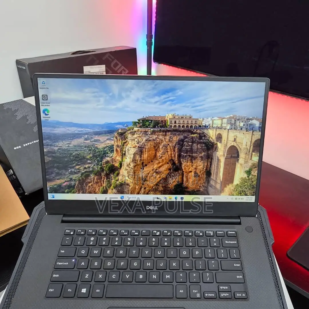 Laptop Dell Precision 5530 16GB Intel Core i7 SSD 512GB