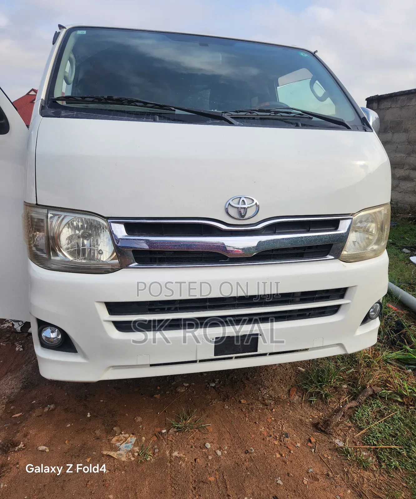 Toyota Grand HiAce 2012 White