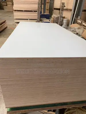 Foreign Plywood / Laminated Boards Available in Different Colors