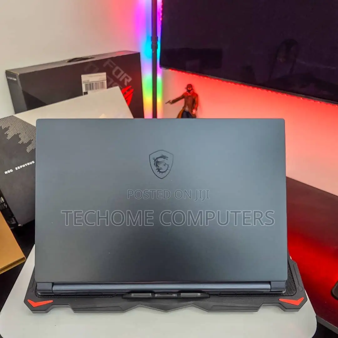 Laptop MSI GS66 Stealth 10UH 16GB Intel Core i7 SSD 512GB