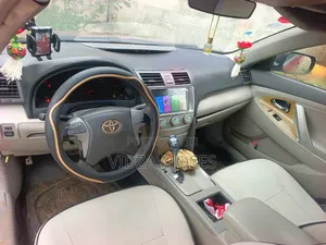 Toyota Camry LE 4dr Sedan (2.5L 4cyl 6AM) 2010 Red