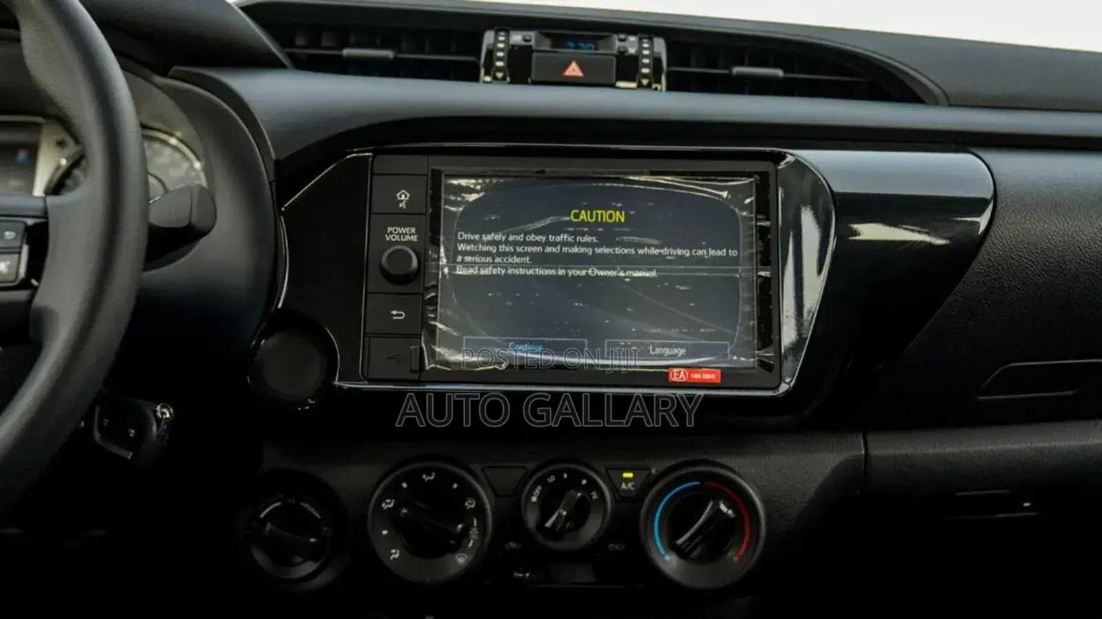 New Toyota Hilux 2025 Silver
