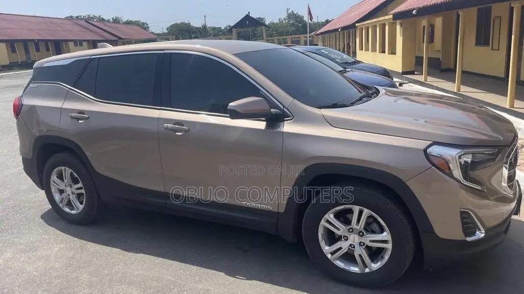 GMC Terrain 2018 Brown
