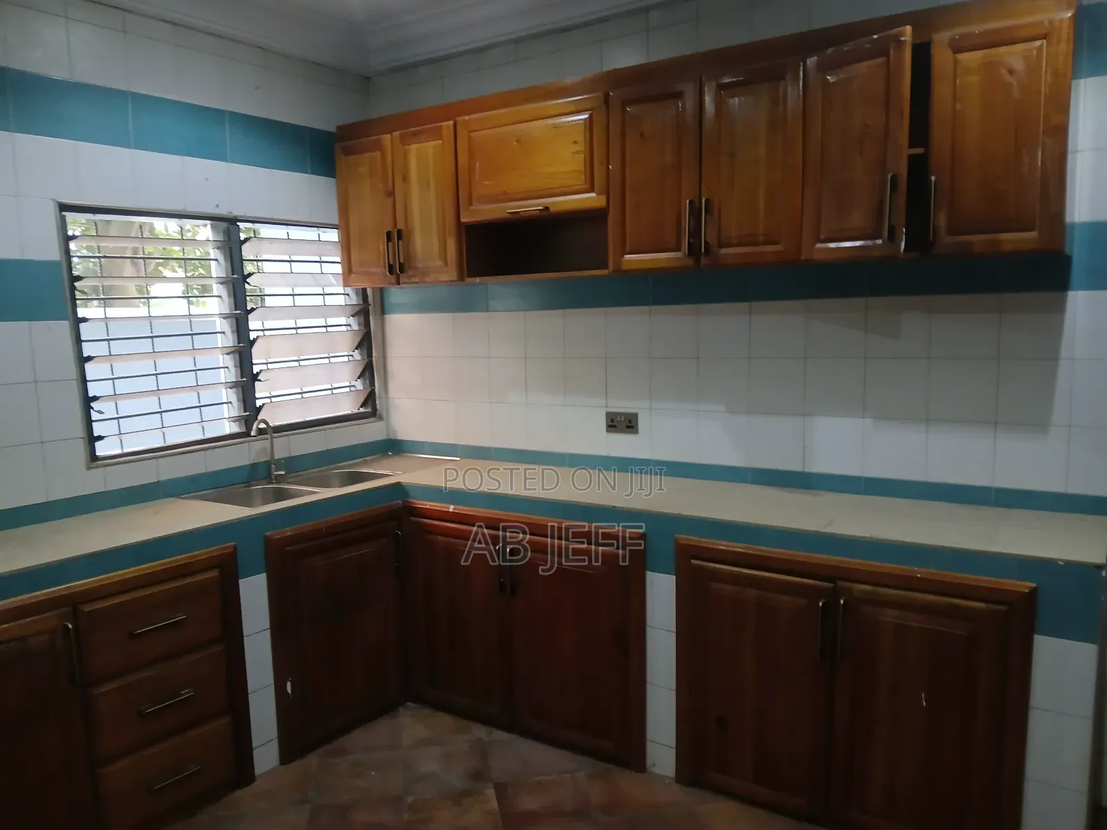 3bdrm Apartment in Abuakwa Manshia, Kumasi Metropolitan for rent