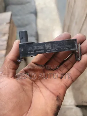2020-22 Chevy Corvette C8 Keyless Entry Smart Key Antenna Module Oem
