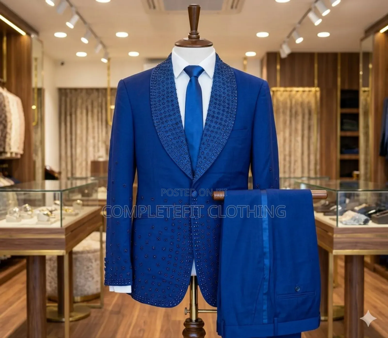 Design and Classy Suits Available for Men