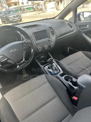 Kia Forte S Sedan 2017 Blue