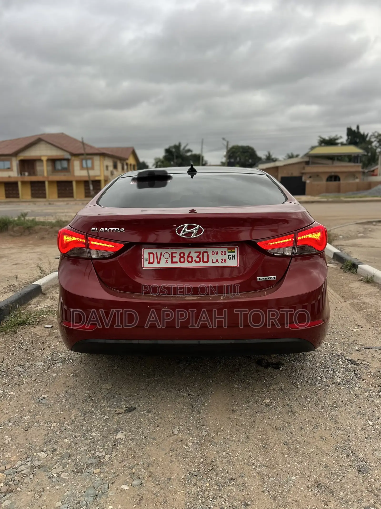 Hyundai Elantra Limited 4dr Sedan (1.8L 4cyl 6A) 2015 Red