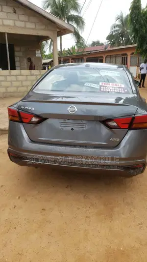 Nissan Altima 2.5 S AWD 2020 Gray