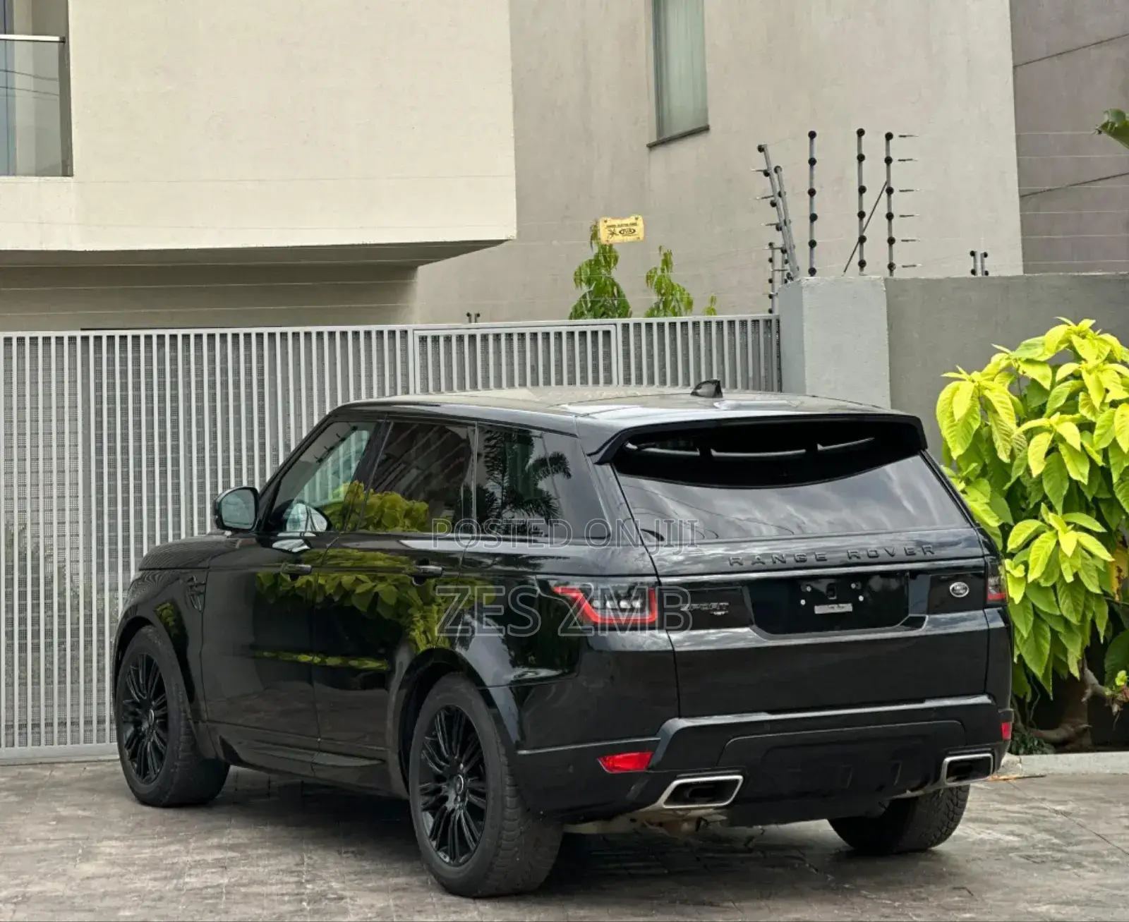Land Rover Range Rover Sport 2022 Black