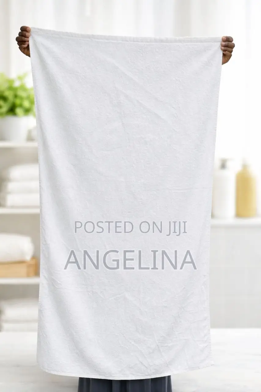 Luxury White Towel Available for Gh 70 Cedis