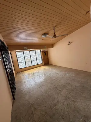 3bdrm House in Community 20 Estate, Spintex for rent
