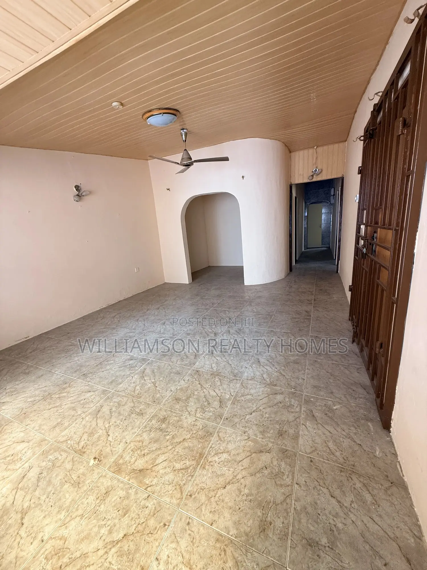 3bdrm House in Community 20 Estate, Spintex for rent