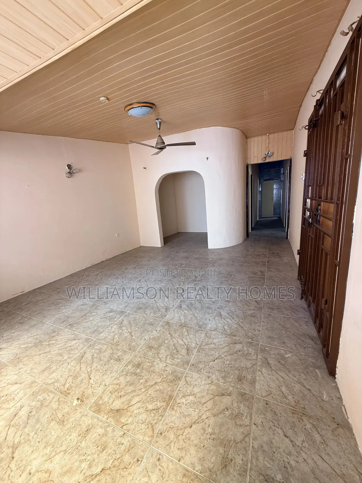 3bdrm House in Community 20 Estate, Spintex for rent
