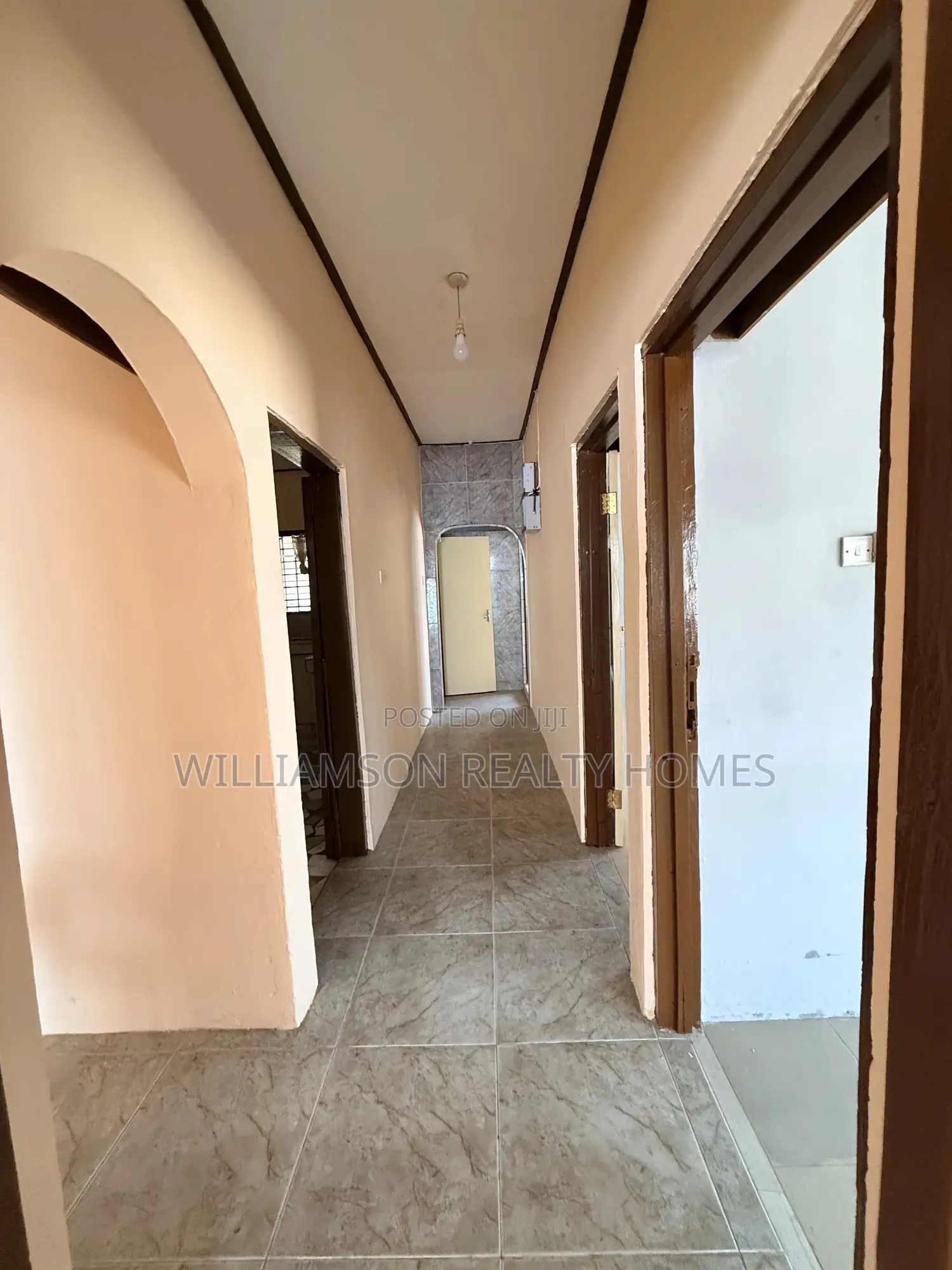 3bdrm House in Community 20 Estate, Spintex for rent