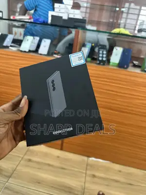 New Samsung Galaxy Z Fold6 256 GB Black