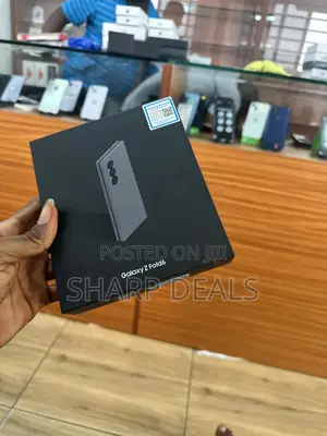 New Samsung Galaxy Z Fold6 256 GB Black