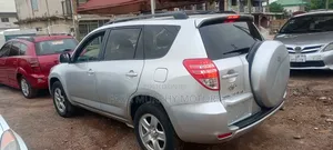 Toyota RAV4 2008 Silver