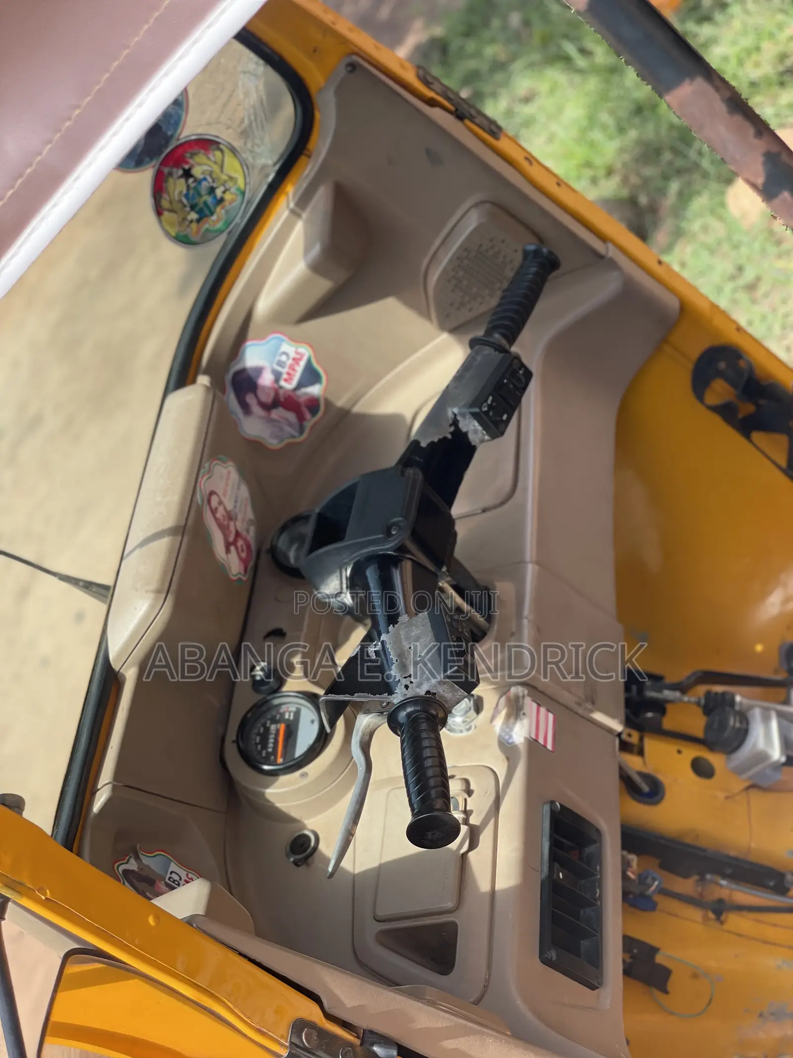 Bajaj RE 2023 Yellow