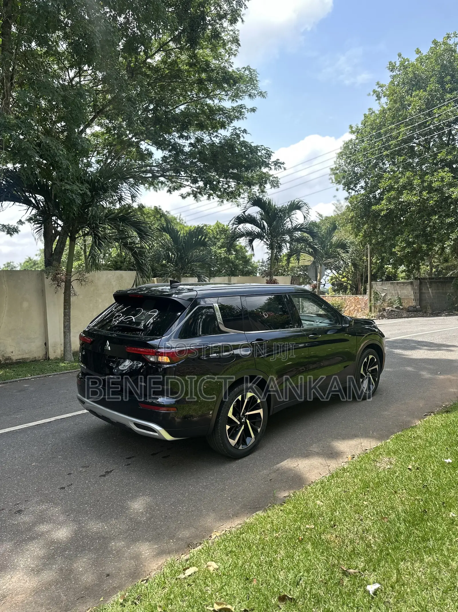 Mitsubishi Outlander SEL 2023 Black