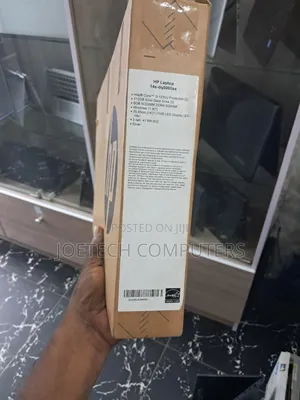 New Laptop HP 14S 8GB Intel Core i5 SSD 512GB