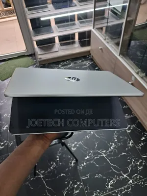 New Laptop HP 14S 8GB Intel Core i5 SSD 512GB
