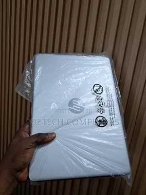 New Laptop HP 14S 8GB Intel Core i5 SSD 512GB