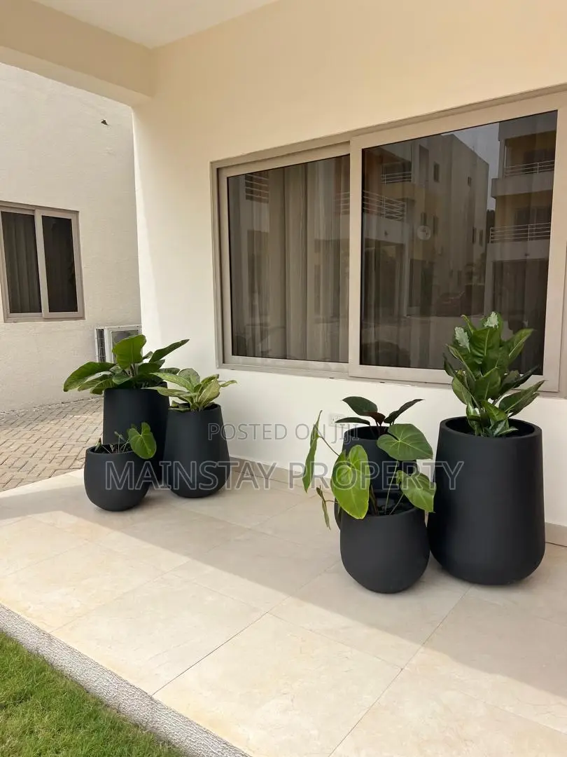 Furnished 4bdrm Townhouse / Terrace for rent