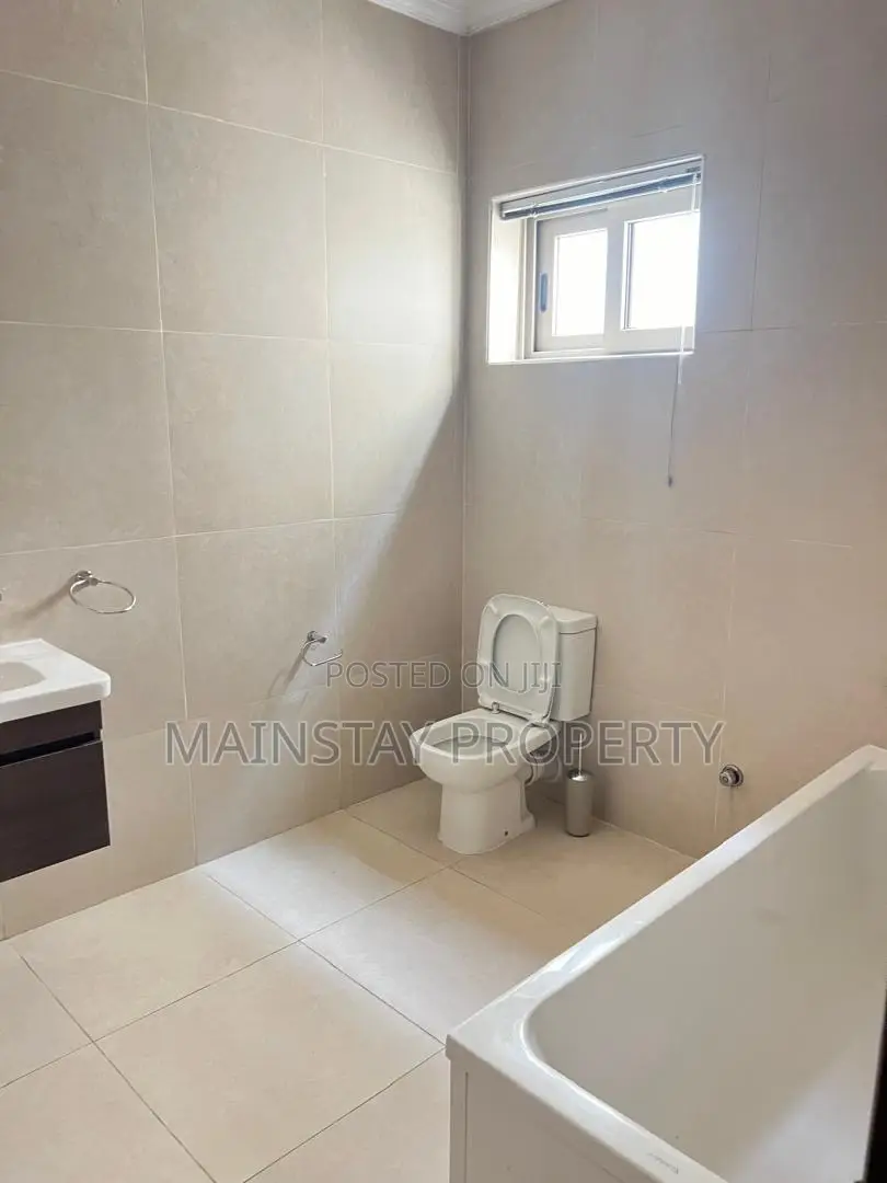 Furnished 4bdrm Townhouse / Terrace for rent