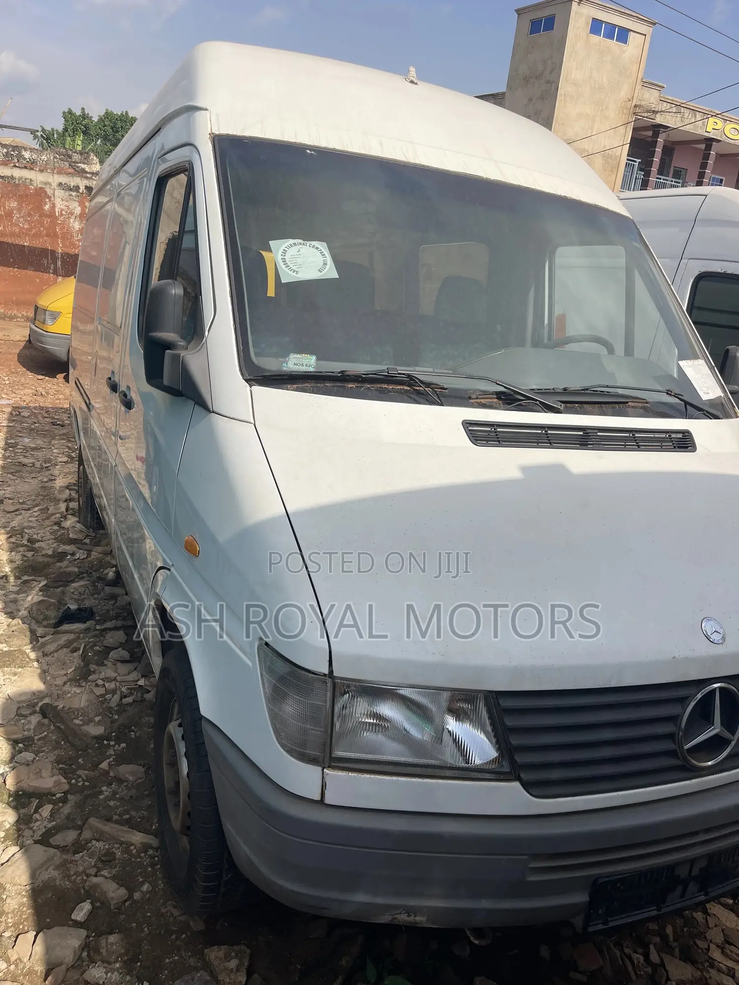 Mercedes-Benz Sprinter 2000 White