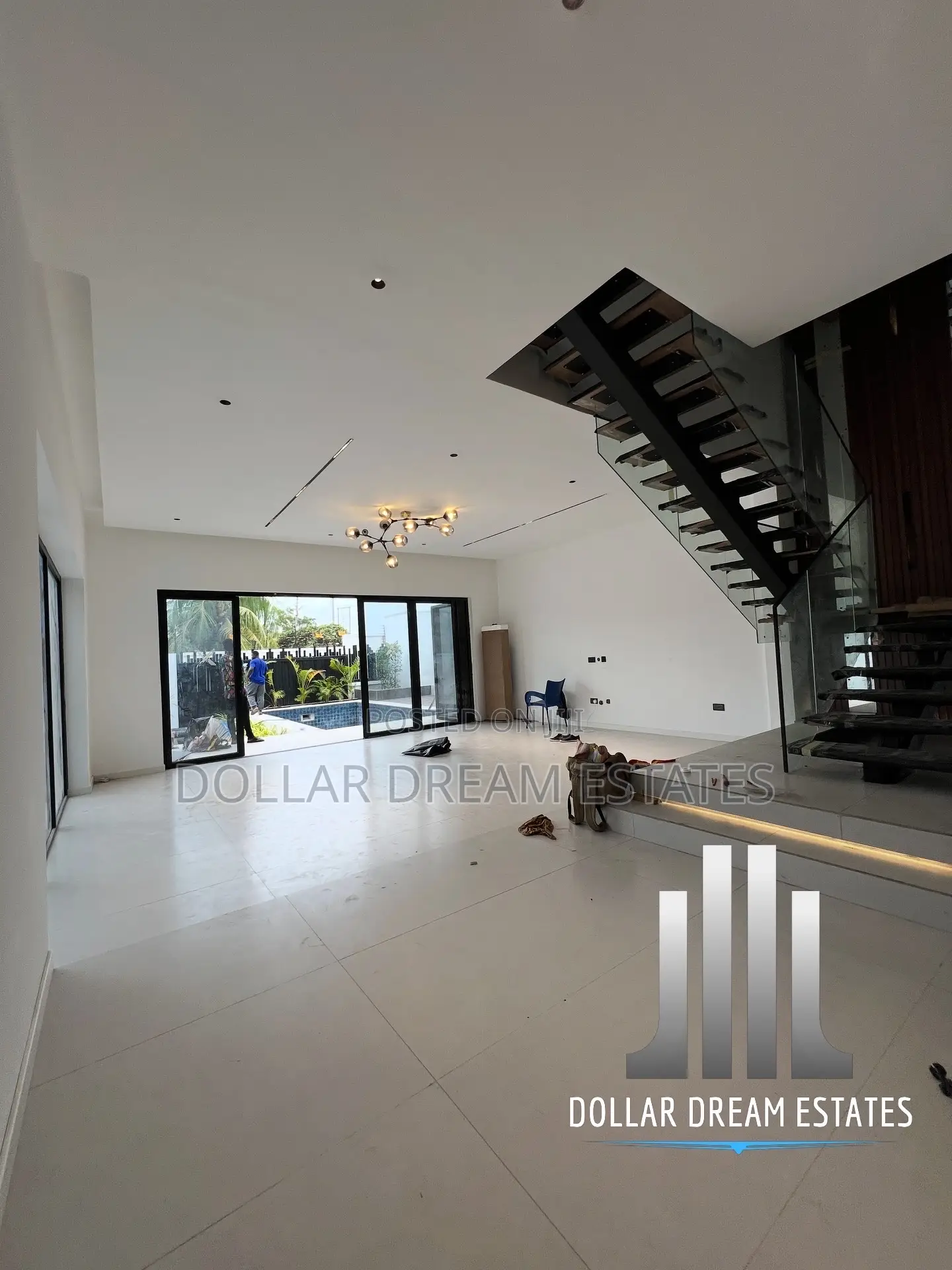 6bdrm House in East Legon for sale