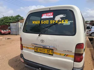 Toyota HiAce 2008 White