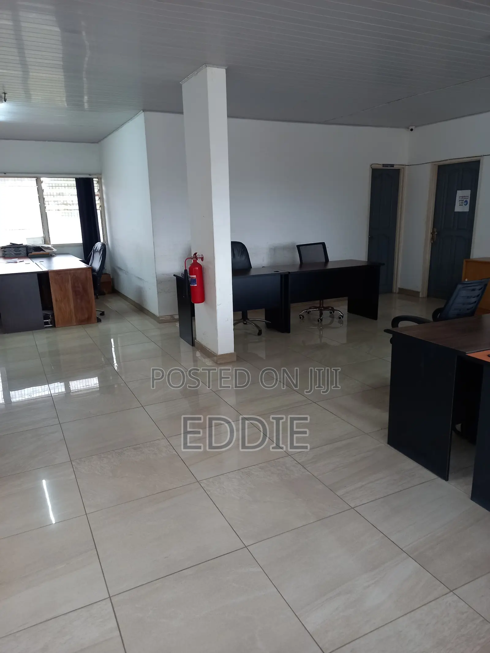 Commercial Property at Airport Ridge, Minutes From Airport