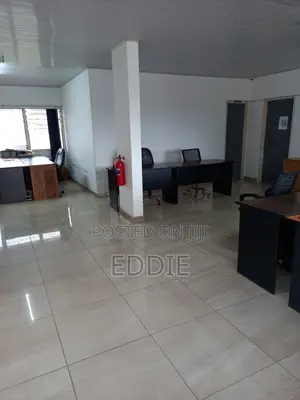 Commercial Property at Airport Ridge, Minutes From Airport