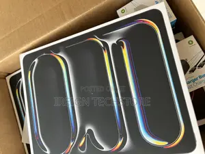 New Apple iPad Pro 13 (2025) 256 GB Black