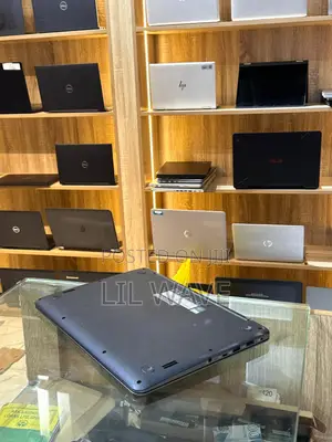 Laptop Asus E403SA 4GB Intel Core i5 SSD 128GB