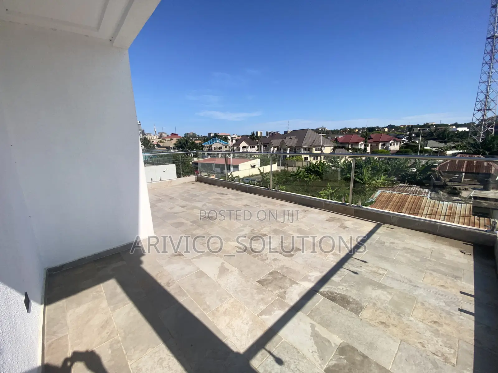 5bdrm House in Roman Ridge, Accra Metropolitan for sale