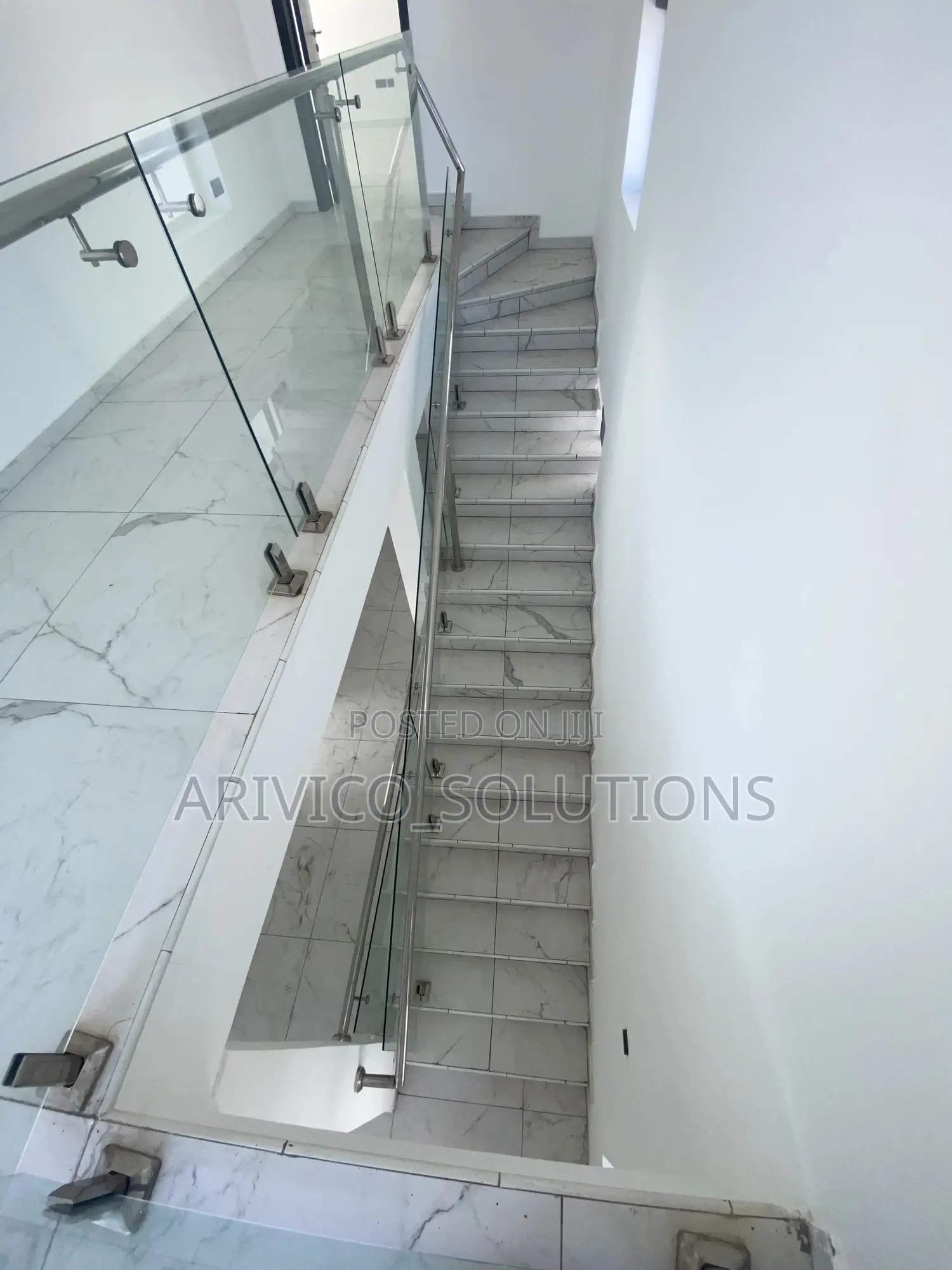 5bdrm House in Roman Ridge, Accra Metropolitan for sale