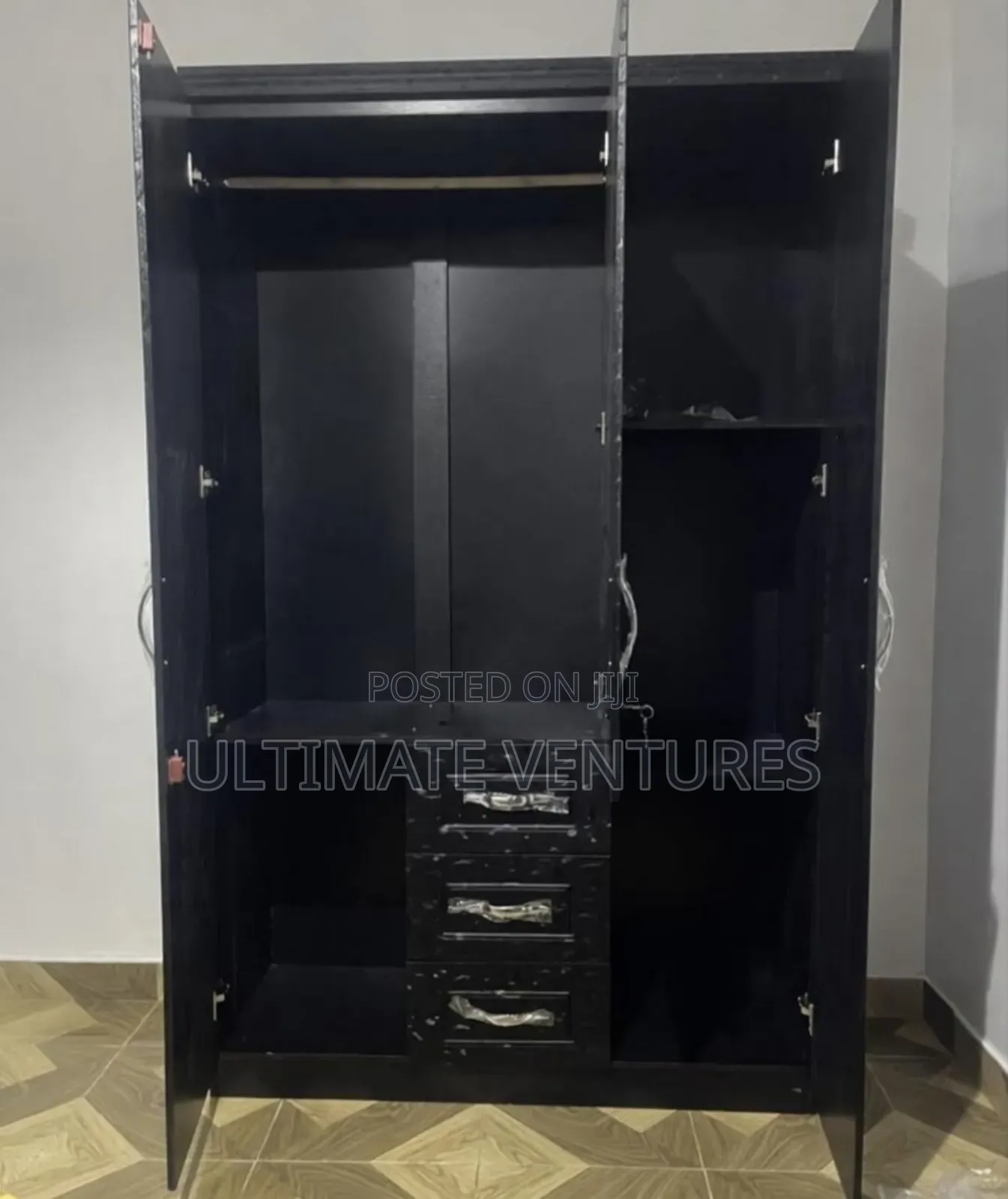 3 in 1 Black Wardrobe (Payment on Delivery)