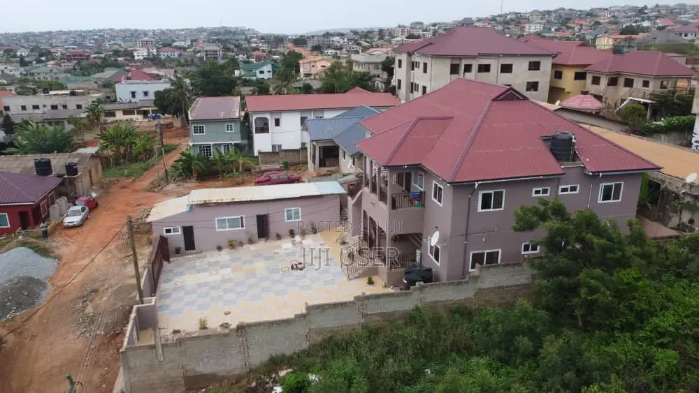 18bdrm Apartment in ...., Bullemin for sale