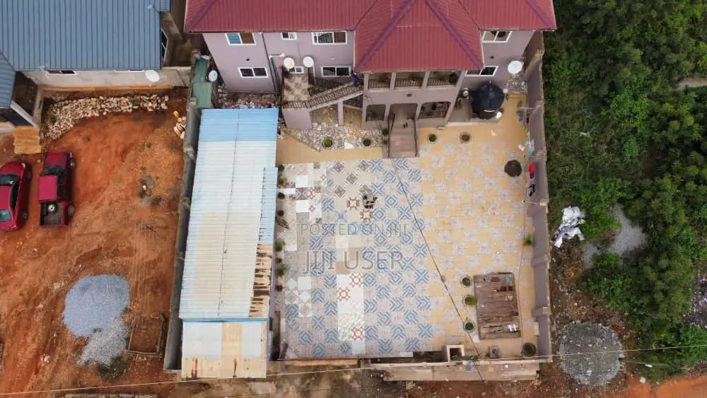 18bdrm Apartment in ...., Bullemin for sale