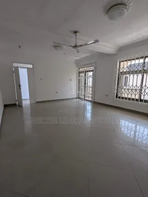 4bdrm Apartment in Roundabout for rent