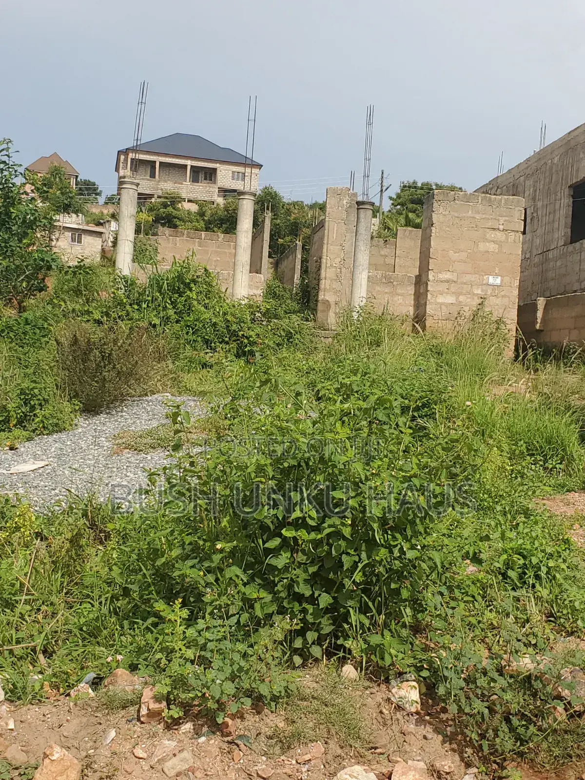 3 Bedrooms Uncomplicated Story Building at Gbawe