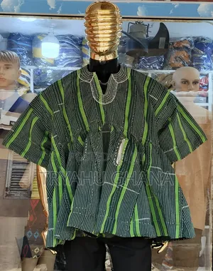 Buy Stylish Authentic Ghanaian Handmade Tamale Smocks in Ghana at Tryahu