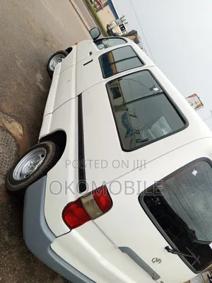 Toyota HiAce 2006 White