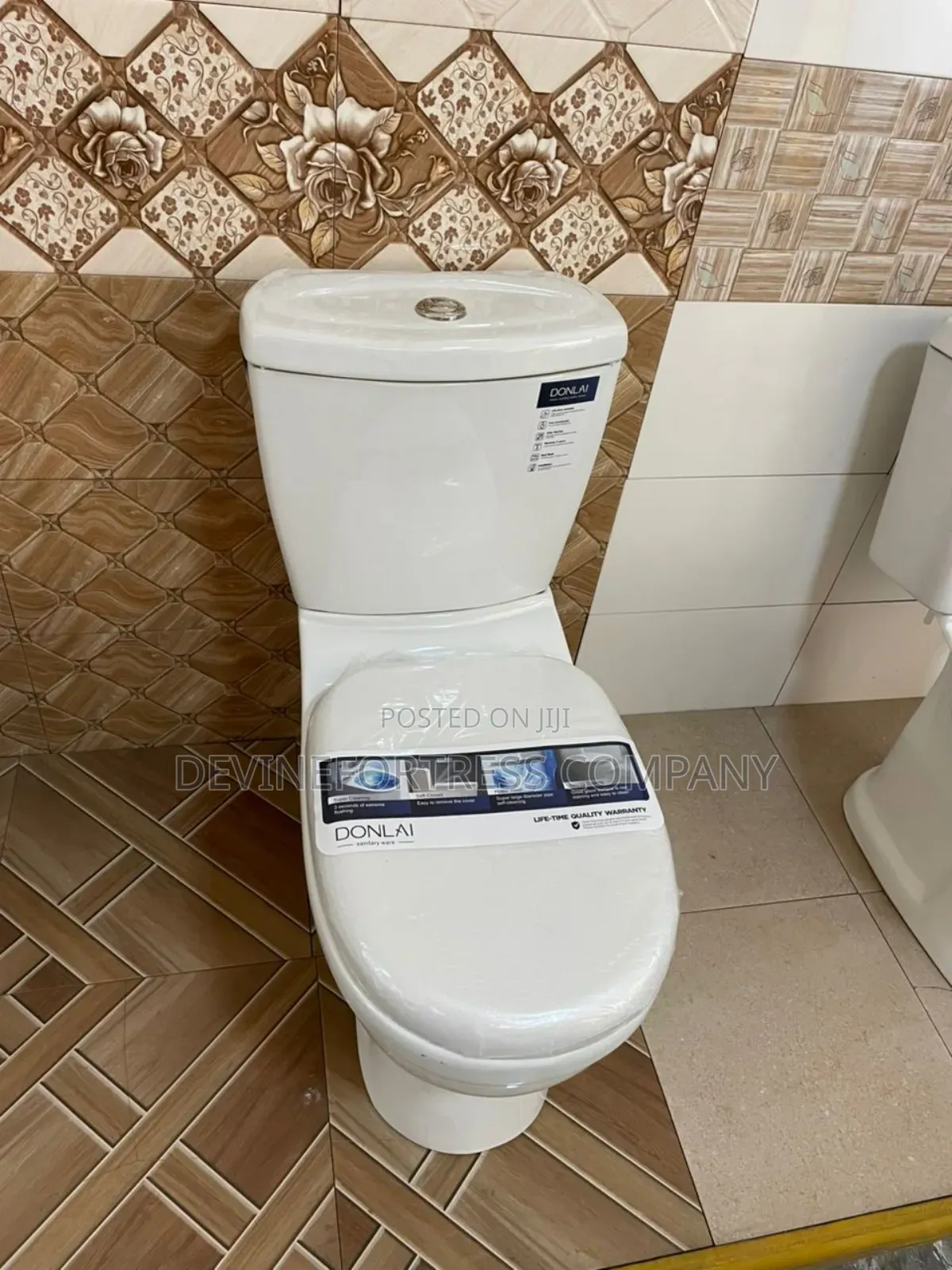 High Standard Water Closset Available in DFF Desigs