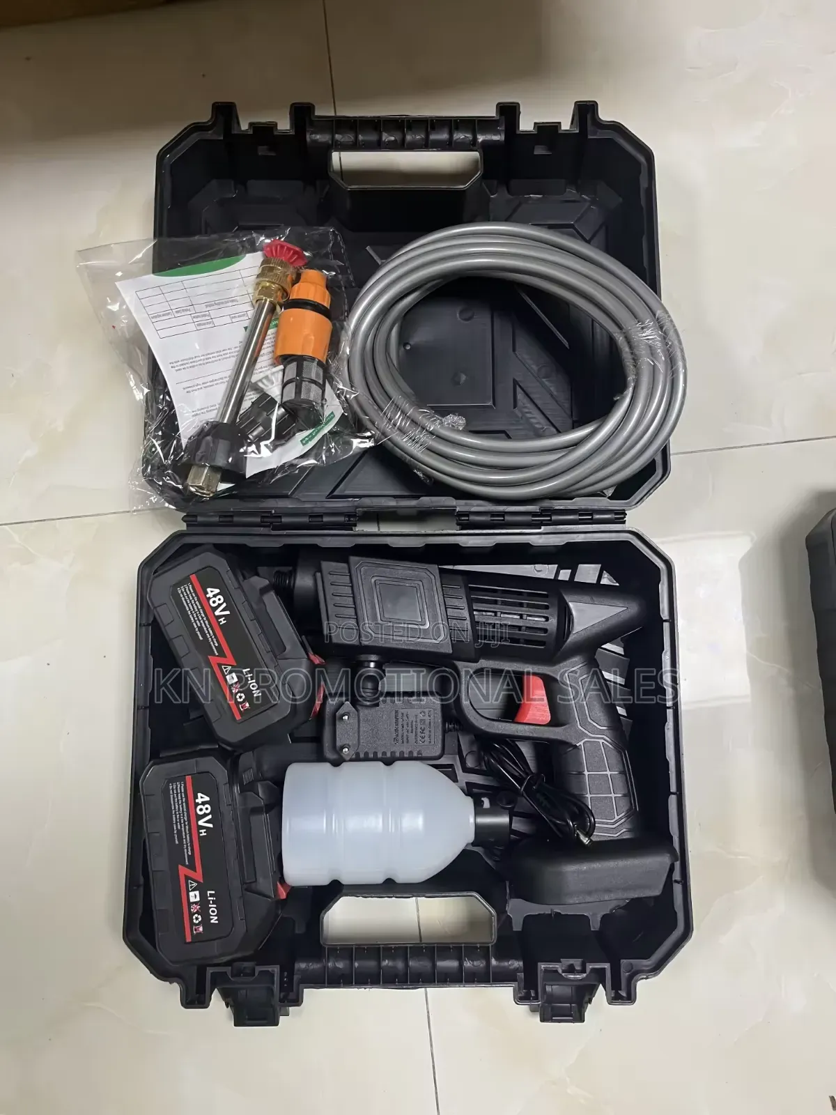 Portable Pressure Wash Gun 2 Batteries
