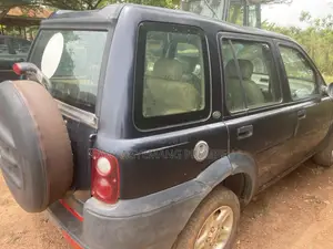 Land Rover Freelander 2000 Black