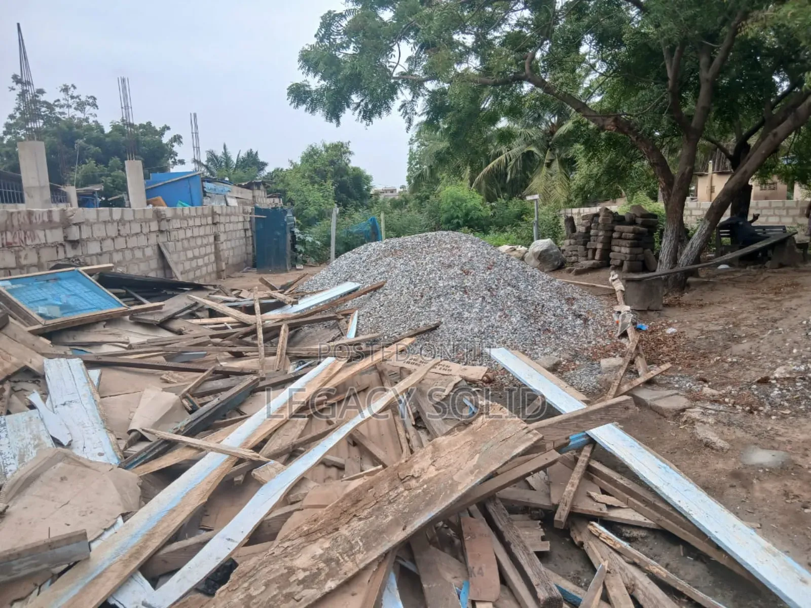 1 Plot of Land for Sale